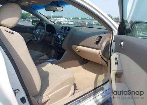 2010 Nissan Altima 2.5 S z USA, uszkodzony, nr VIN 1N4AL2EP9AC163376